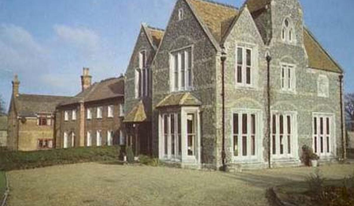 Meopham Court